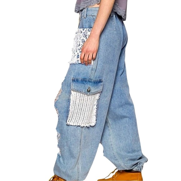 POL Denim Crochet Distressed Jogger Jeans, Size L NWT - Picture 4 of 4